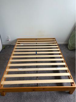 Bed frame platform queen