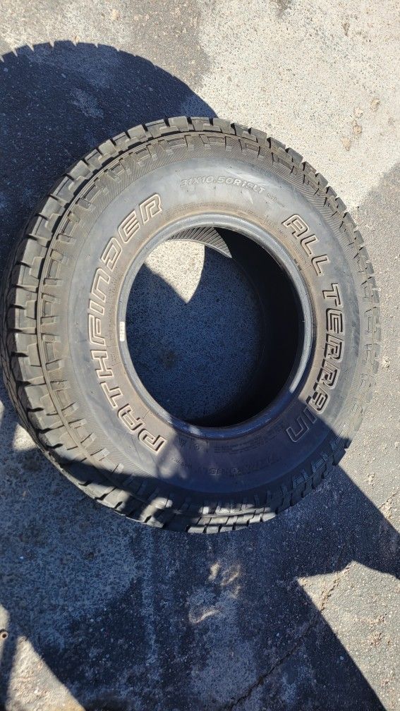 31* 10.50 15 Pathfinder AT Tire for Sale in Tempe, AZ OfferUp