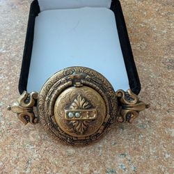 Vintage Victorian Photo Brooch Locket
