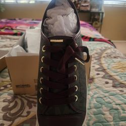 Muchael Kors Shoes New