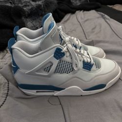 Jordan 4 Retro Military Blue (2024)