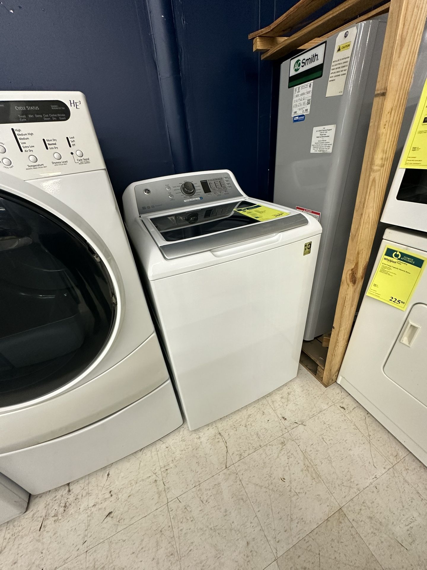 GE 4.6 CU FT Capacity Top Load Washer‼️