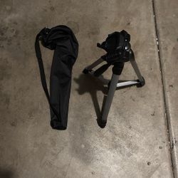 Amazon Basics Tripod