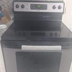 Fogón de induccion y horno.