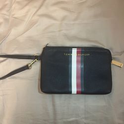 Tommy Hilfiger Leather Navy Coin Purse Zipper Wristlet Wallet 