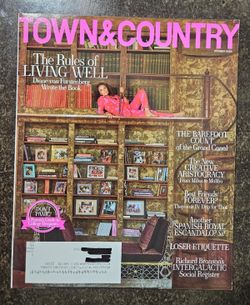 Town & Country Magazine - October 2024 - Diane Von Furstenberg - RULES OF LIVING
