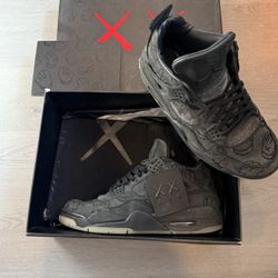 Kaws 4s