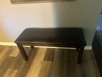 Entry bench