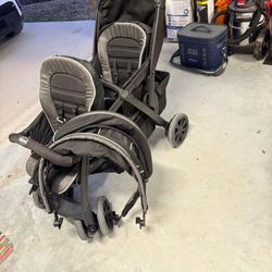 Chico Cortina Doble Stroller Usado Como Nuevo Recogerlo En Irving 75060 Usado Una Semana Únicamente 