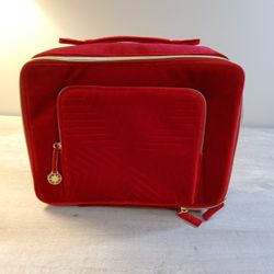 Brand New Makeup Bag Great For Traveling  .      Size .  11"×  9"×  4" .   
