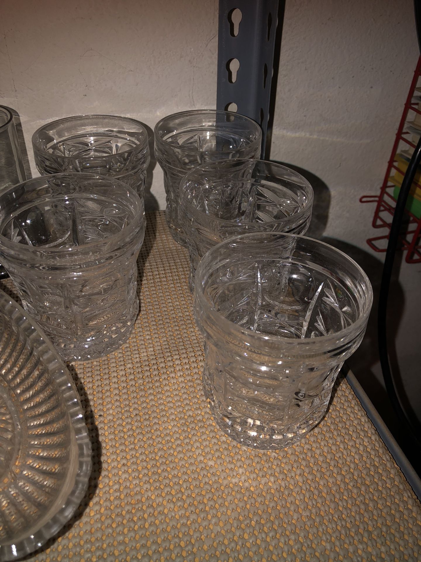 6 DRINKING GLASS SET