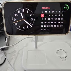 Magnetic wireless charger for Apple phones and watches