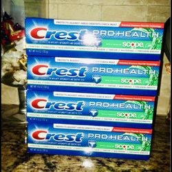 Set of 4 crest pro health w SCOPE toothpaste•4.6oz•all for $10
