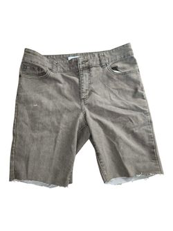 Chico's Platinum denim cutoffs Jean Shorts in Gray For Women Size 1
