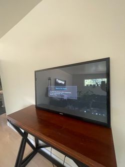 Samsung 43” Plasma TV PN43F4500BF — No Remote