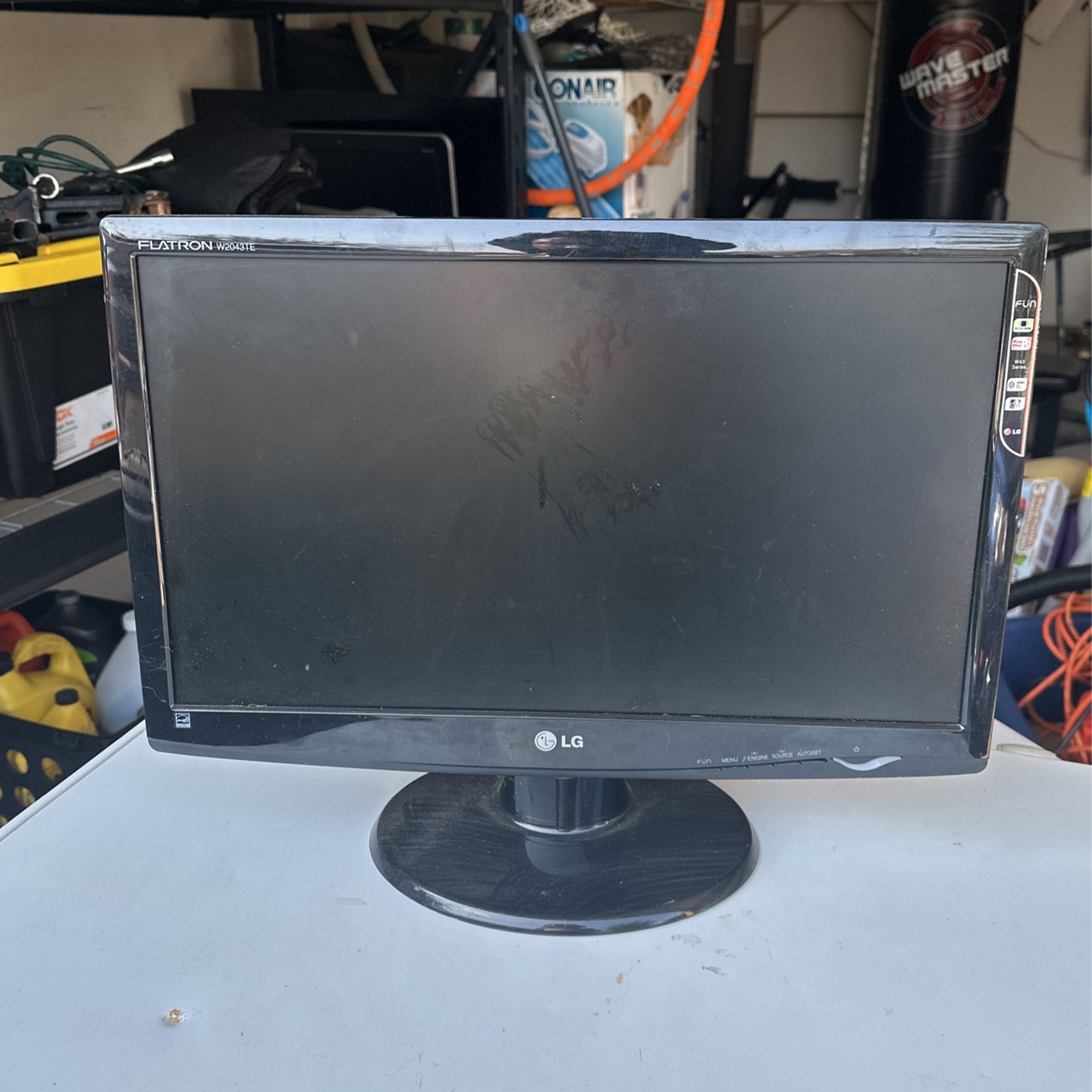 LG Computer Monitor 
