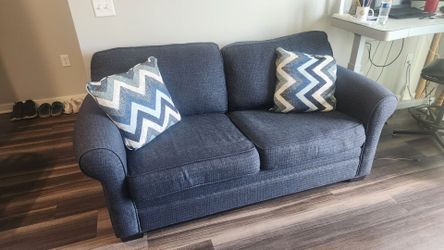 Sofa slepper in navy blue
