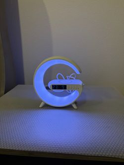 Smart Light Sound Machine Clock with Charger
