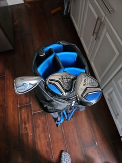 Men Strata golf bag and select clubs OBO