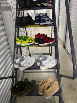 Brand new sneaker. 50 each size 10 and 10,5