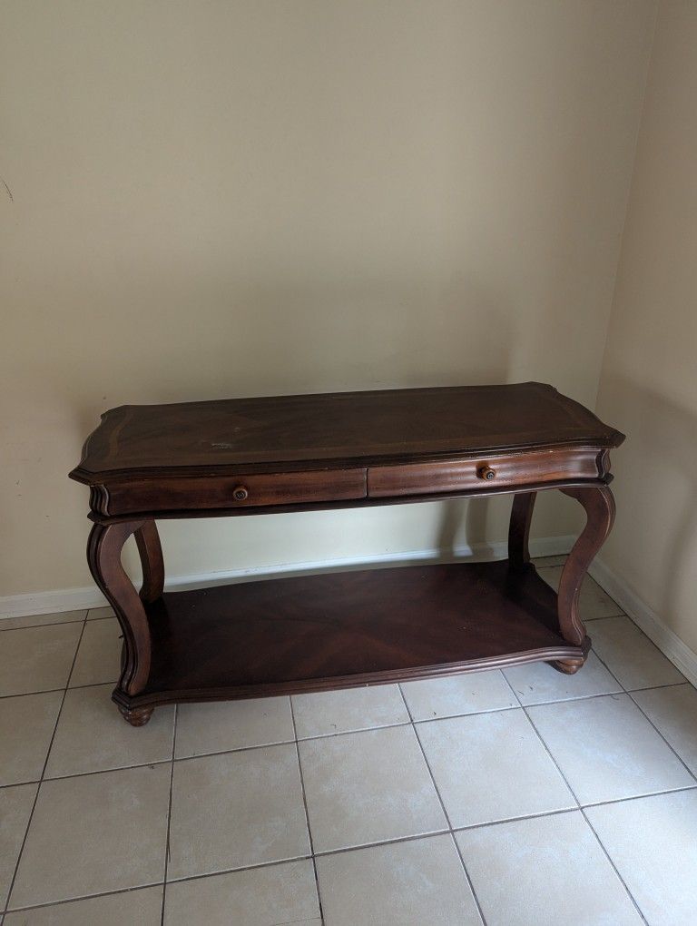 American Signature Furniture Console Table $125