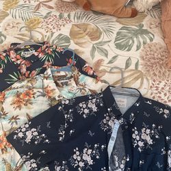 Three. Short Sleeve Hawaiian Shirts. XL