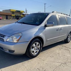 Kia Sedona 