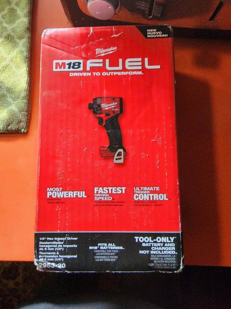 Milwaukee M18 Fuel 1/4 Hex Driver. Newest Model. 120$