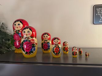 Russian Matryoshka Nesting Dolls Set of 9