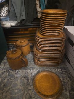 Vintage McCoy pottery dish set