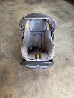 Chicco Infant Car Seat with Canopy