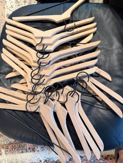 New hanger 25 pieces