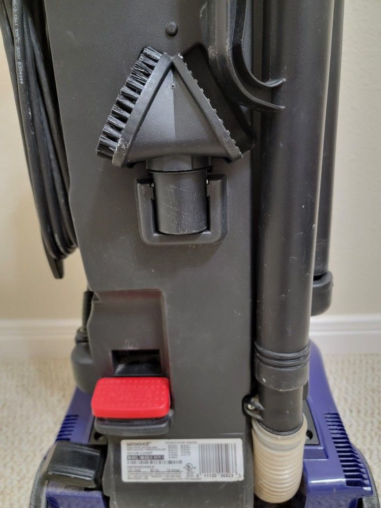 Bissell Powerforce Upright Bagless Vacuum Model 65793 12 Amps for