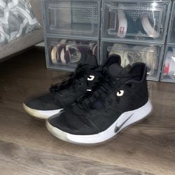 Paul George Size 10.5