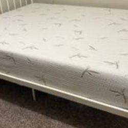 Memory Foam Mattress With Bamboo Cover