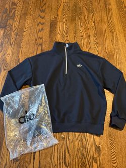 Alo Yoga Quarter-Zip Pullover Sweatshirt