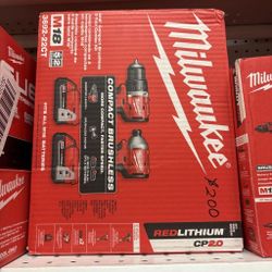 Milwaukee New Kit Drill And Impact 18M Brussless, Battery And Charger 