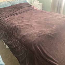 Queen Size Duvet Cover with 2 pillow shams