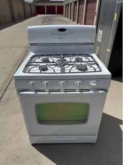 MAYTAG STOVE