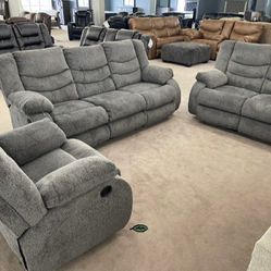 Tulen Gray Reclining Living Room Set

by Ashley Furniture