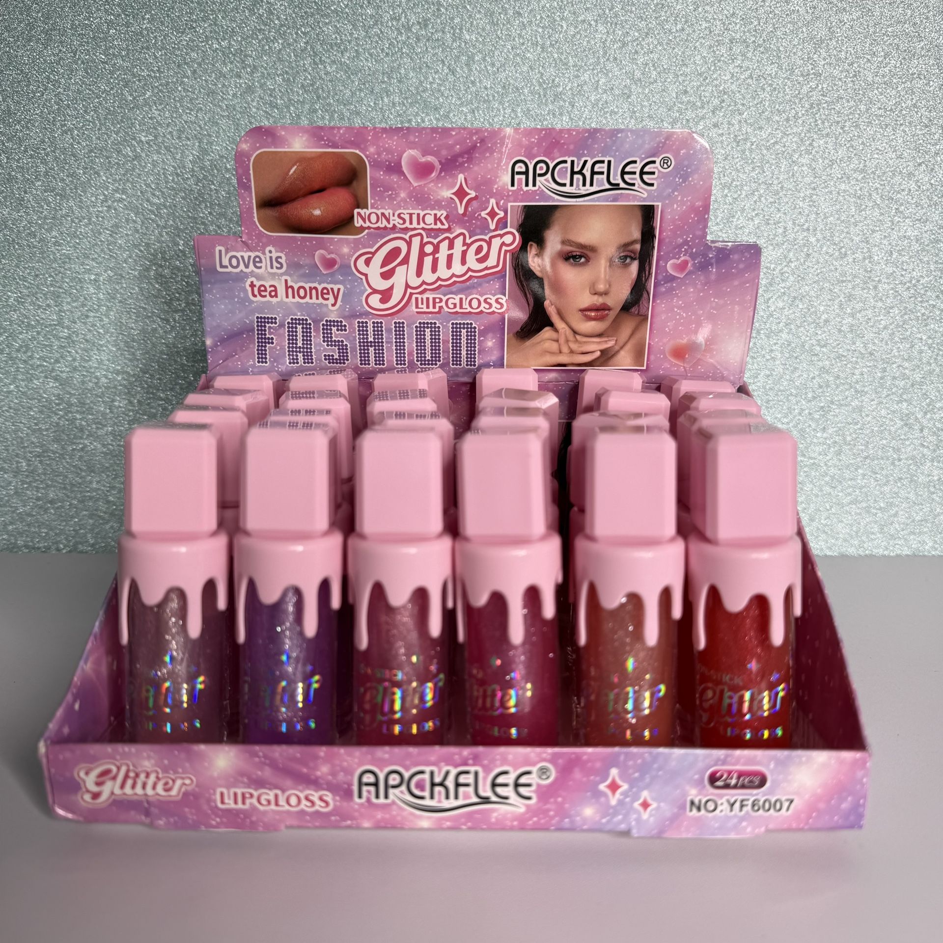Glitter lip gloss