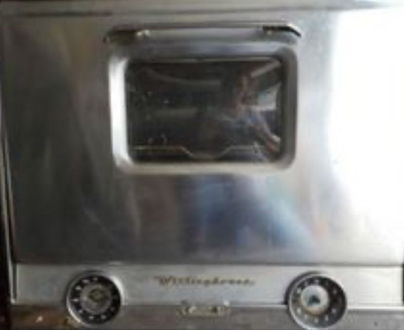 Westinghouse  Built In Wall Oven 1950’s  Works Great !