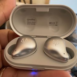 Wireless Head Set Like Air Pods Apple