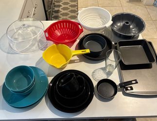 MOVING! Kitchen Items - See Description For Prices