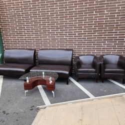 2 Love Seats & Chairs wt Table