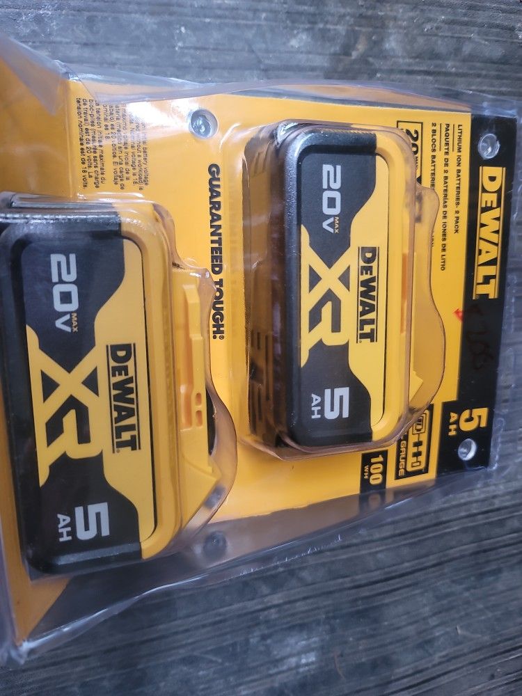 DEWALT 20VMAX XR BATTERIES 5.0AH NEW