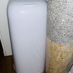 Diaper Genie Signature Pail