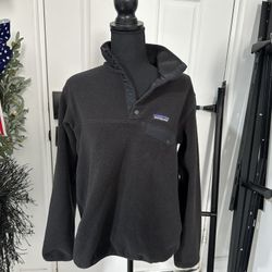 Patagonia Synchilla Black Medium