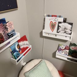 Floating Book Shelves (4)