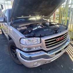 2004 GMC SIERRA EXT CAB